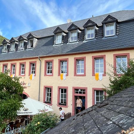 Готель Altes Pfarrhaus Auw an der Kyll Екстер'єр фото